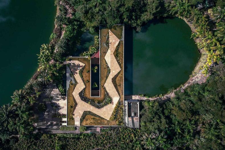 O museu Inhotim é um dos grandes investimentos da Itaminas que demonstram a sua relação com a valorização humana e preservação ambiental(foto: Reprodução/ Itaminas) Museu Inhotim em Brumadinho, visto de cima