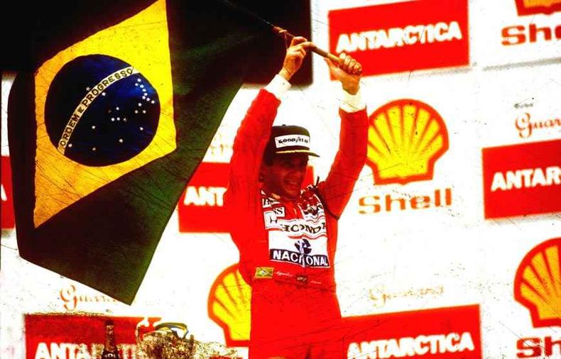 Senna morreu aos 34 anos, em 1º de maio de 1994, após se chocar contra muro no circuito de Ímola, na Itália(foto: Gabriel Paiva/EM %u201324/3/1991) Senna morreu aos 34 anos, em 1º de maio de 1994, após se chocar contra muro no circuito de Ímola, na Itália(foto: Gabriel Paiva/EM %u201324/3/1991)